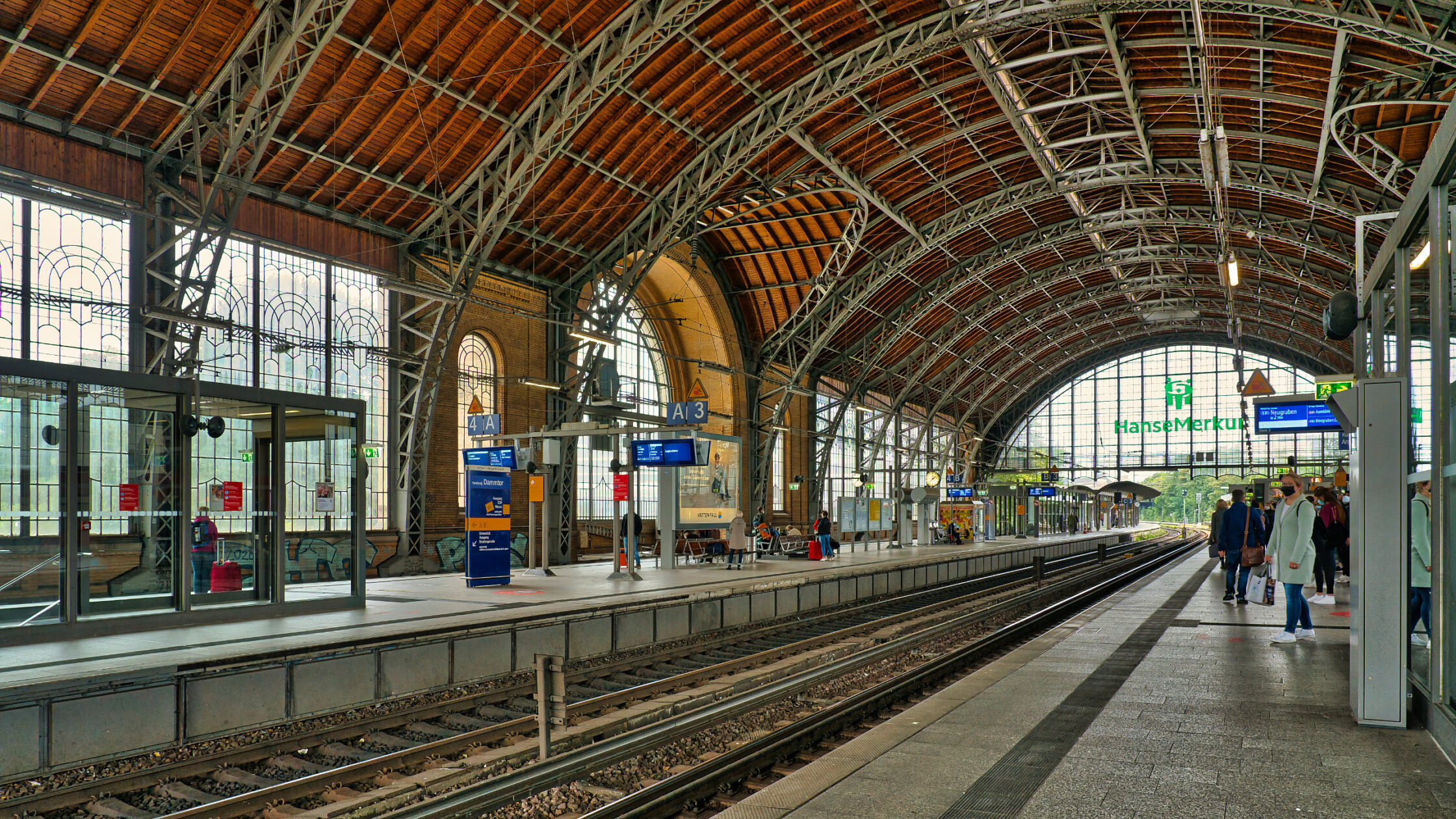 Bahnhof Dammtor Hamburg / 20210923133728